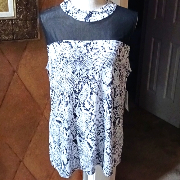 NEW Worthington Black Mesh Python Print Top - Picture 3 of 11